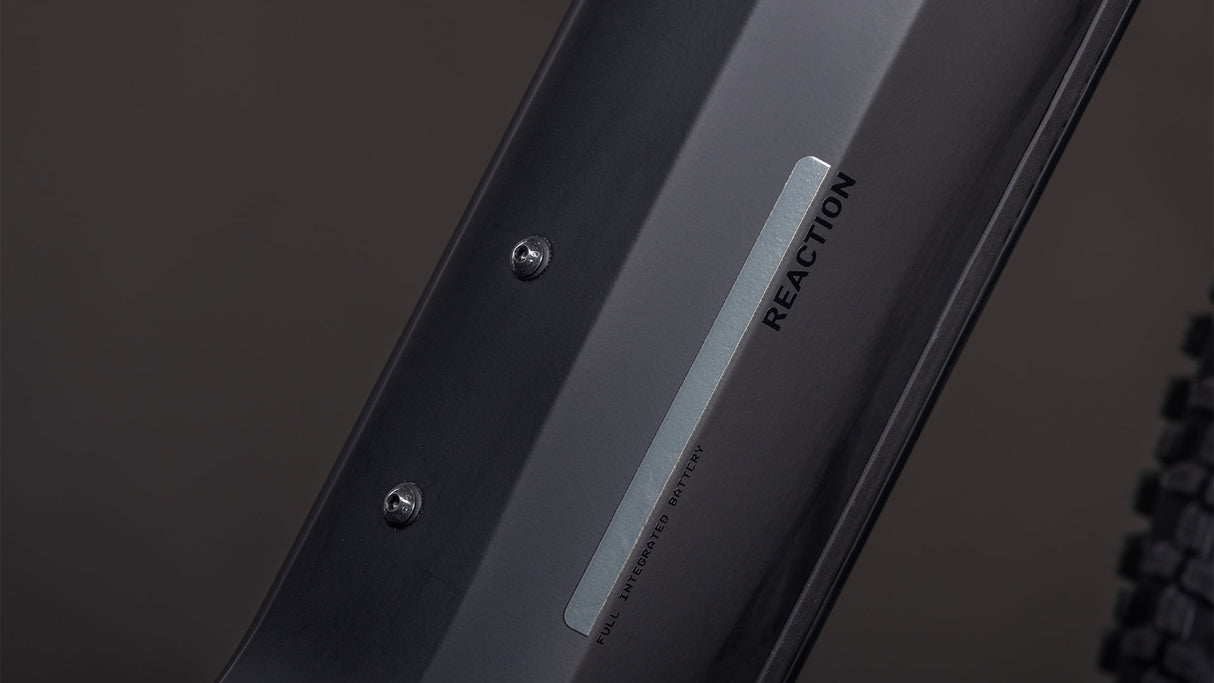 Cube Reaction Hybrid Pro 800