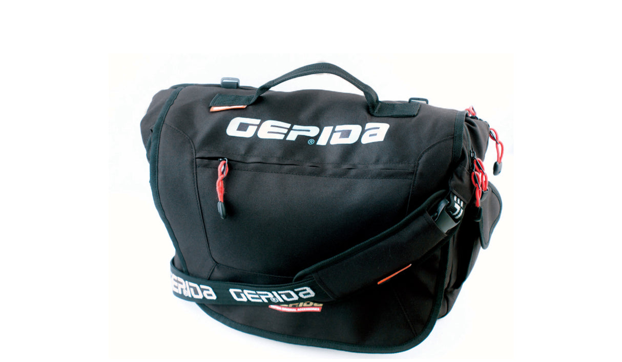 Gepida Messenger Bag