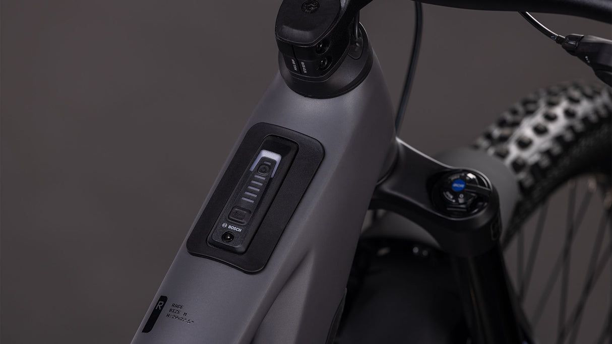 Cube Stereo Hybrid ONE77 HPC Race 800