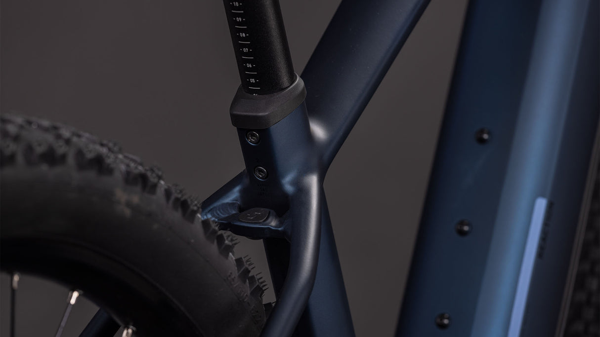 Cube Reaction Hybrid Performance 600